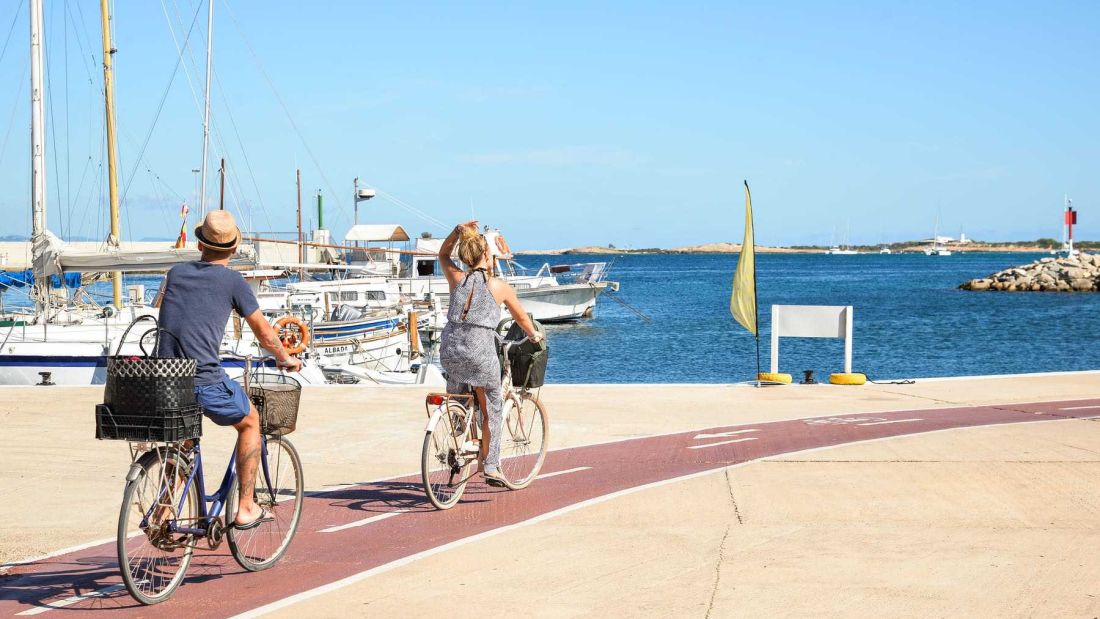 Green routes: the most natural Formentera by bicycle.